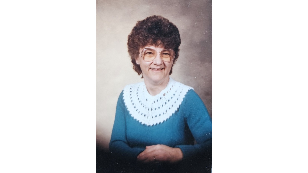 Vivian Richardson Obituary - Mifflintown, PA | Brown Funeral Homes, Inc.