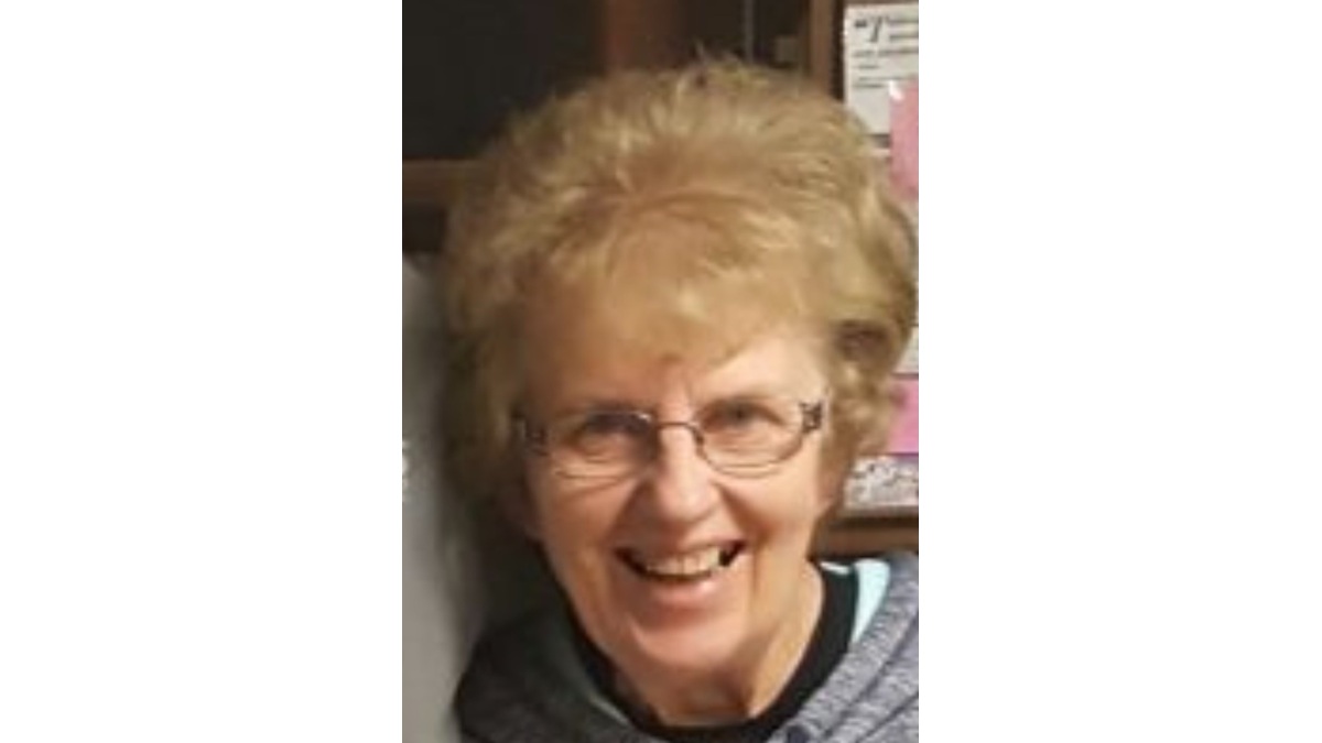 Linda Buettner Obituary Valentine, NE Holmes Funeral Home