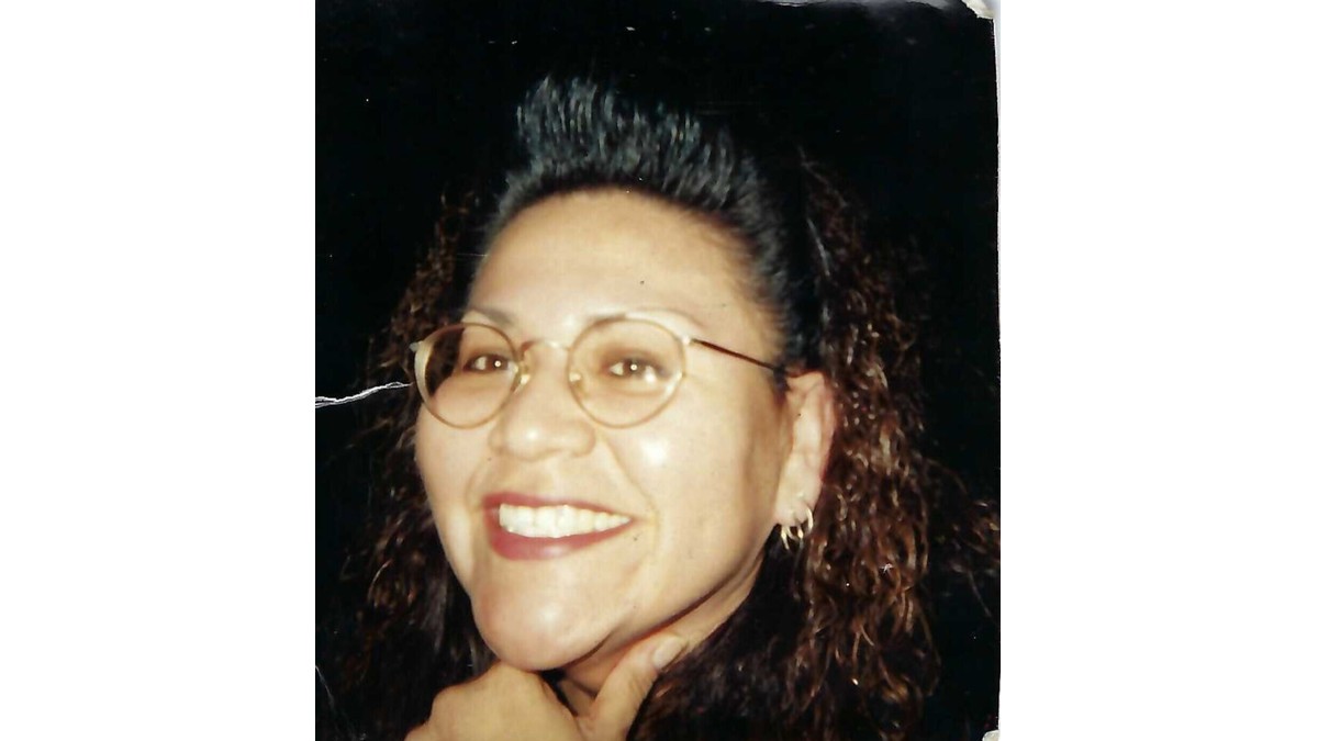 Brenda Little Shield Obituary - Valentine, NE | Holmes Funeral Home