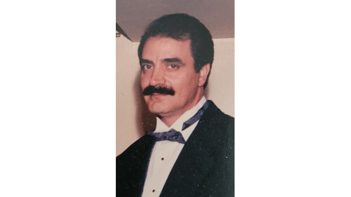 Mario Bozzo Obituary - Stoney Creek, ON | Smith's Funeral Home