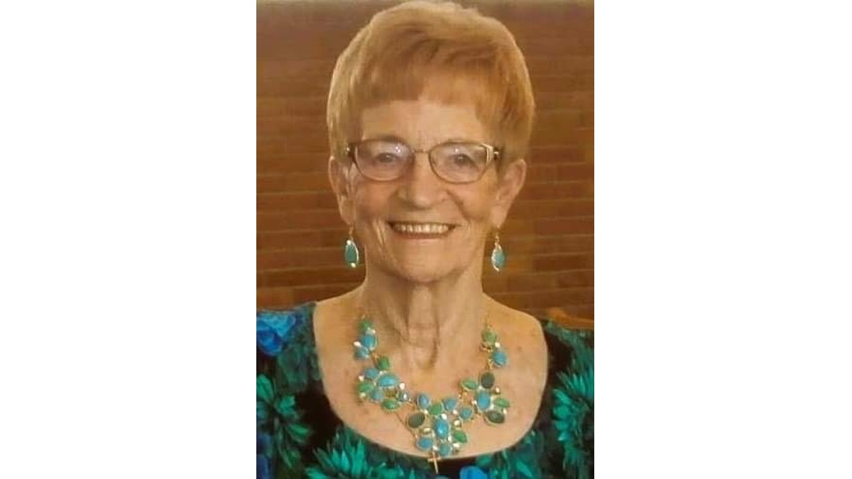 Rena Leslie Obituary Burlington, ON Smith's Funeral Home