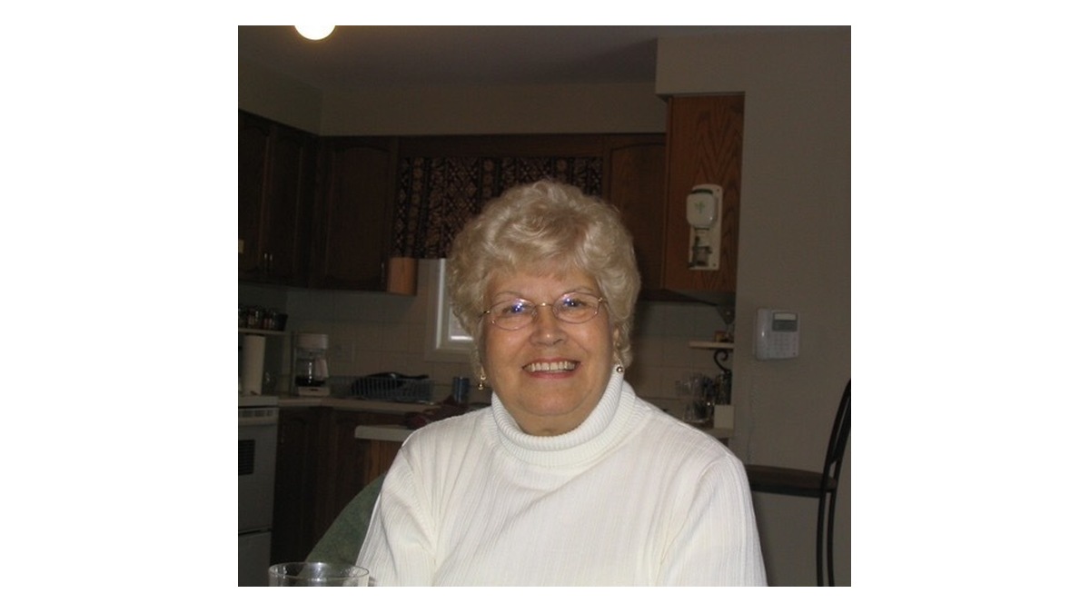 Maureen Tupper Obituary Burlington, ON Smith's Funeral Home