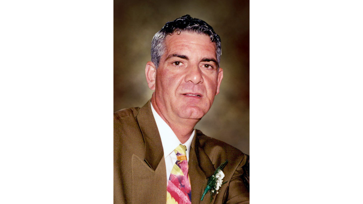 Pierino Mario Lucarelli Obituary - Stoney Creek, ON | Smiths Funeral Home