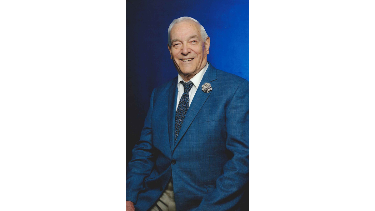 Edward E. Davis Obituary Enfield, CT Leete Stevens Enfield Chapels