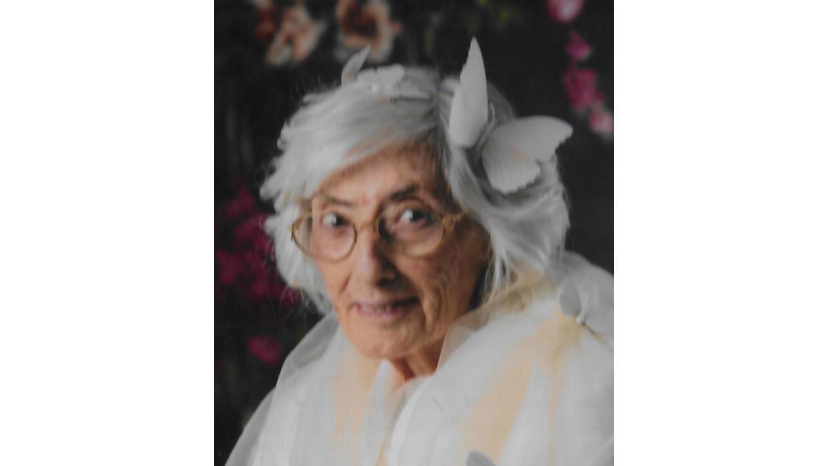 Dorothy Orvosh Obituary, Manistee, MI