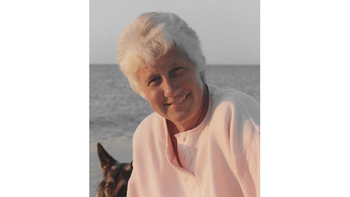 Hope Hogan Obituary, Manistee, MI