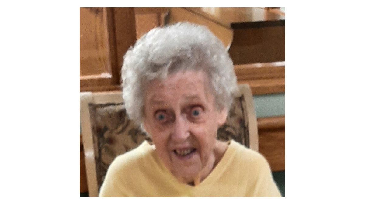 Helen Slater Obituary Oshawa On Armstrong Funeral Home Limited 1330