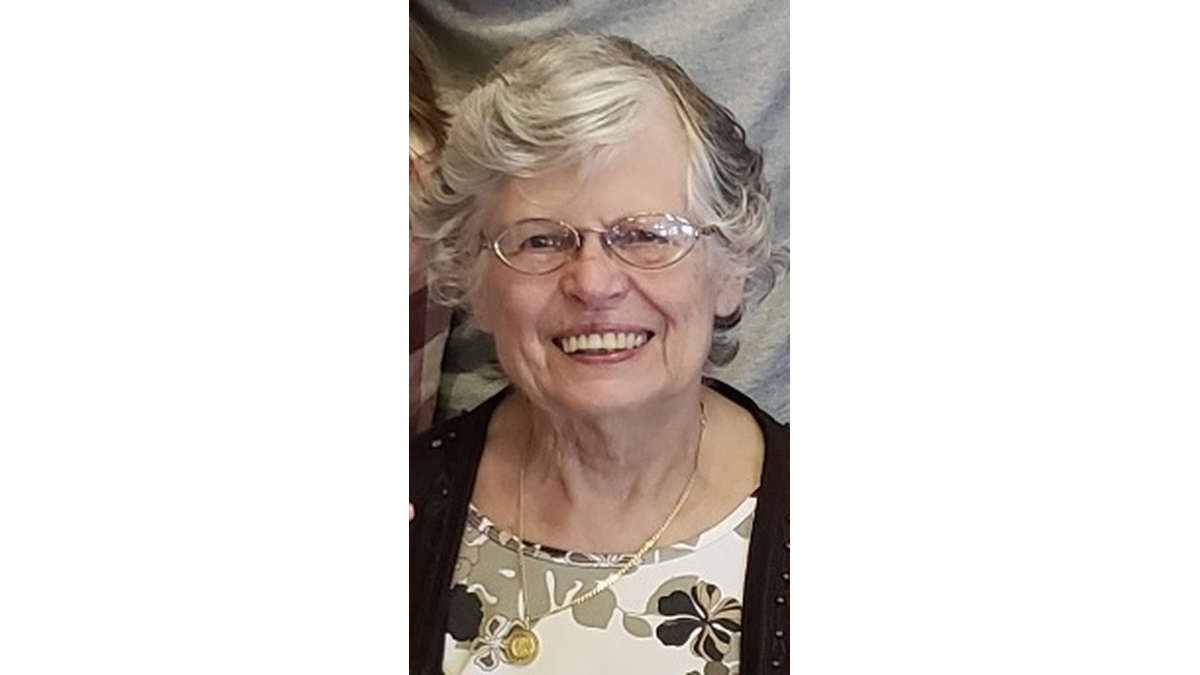 Diane Bernitt Obituary Burbank, IL Lawn Funeral Home Burbank