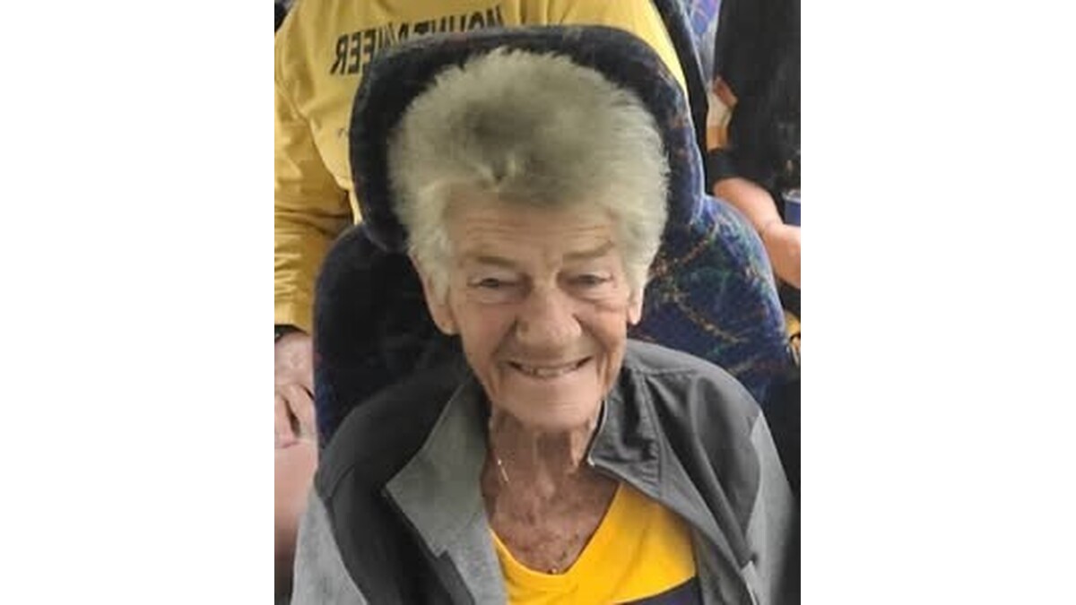 Barbara Huggins Obituary, Paden City, WV