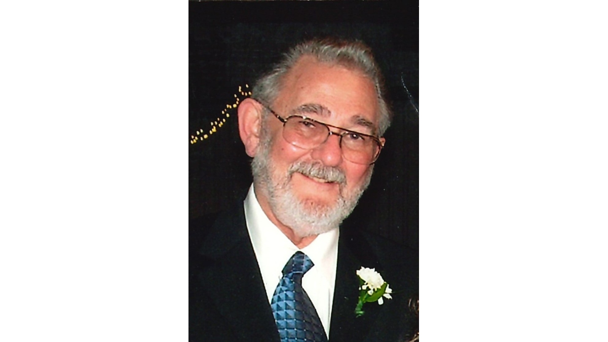 Charles Gremore Obituary Dubuque, IA Egelhof, Siegert & Casper