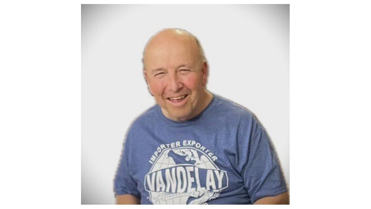 The Funeral ChapelPowell & Deckard Bloomington, Indiana (IN) Who