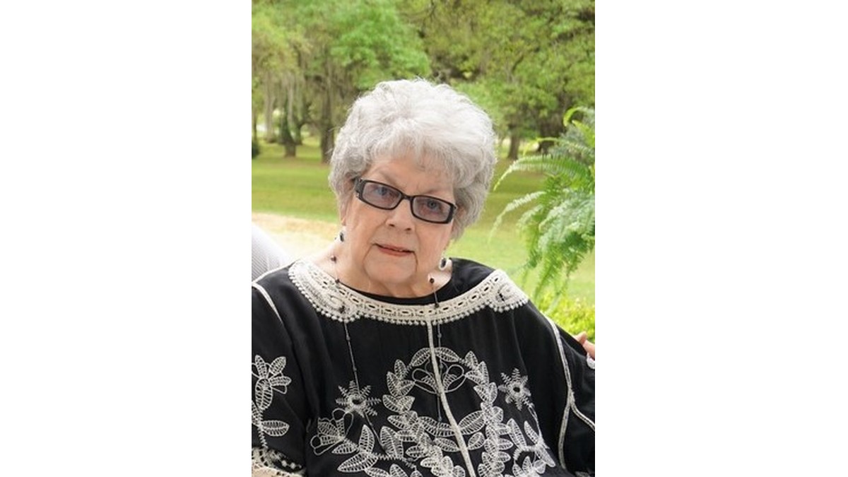 Betty Hall Obituary - Zachary, LA | Charlet Funeral Home, Inc