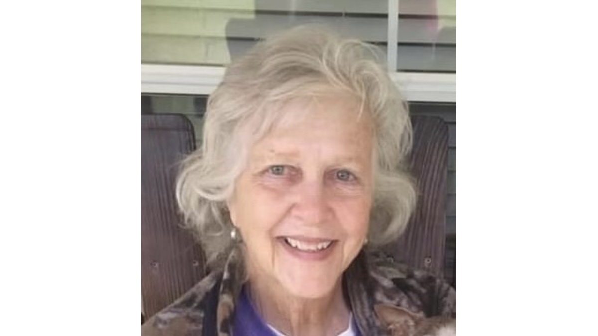 Joyce Lapenas Obituary from Charlet Funeral Home