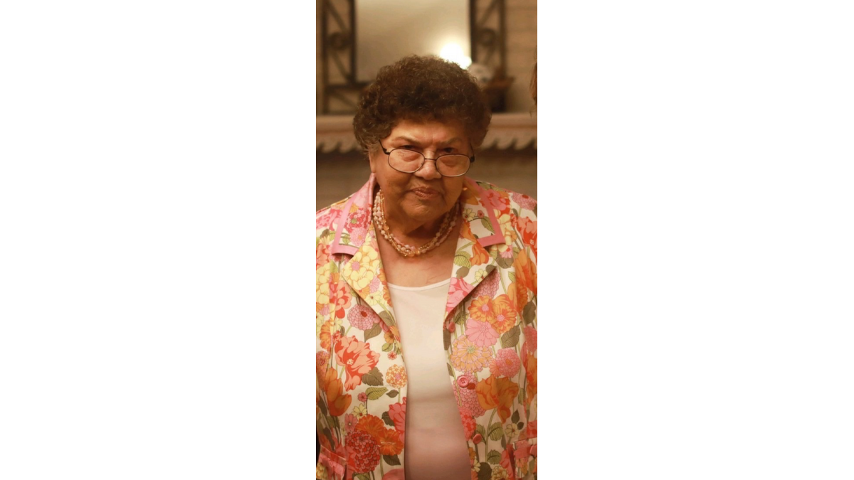 Linda Travis Obituary from Charlet Funeral Home