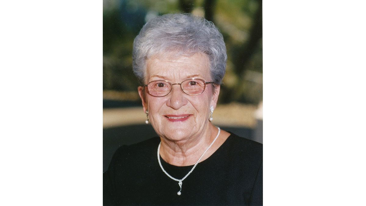 Elizabeth QuotLizQuot Bliemeister Obituary from Minnick Funeral Homes