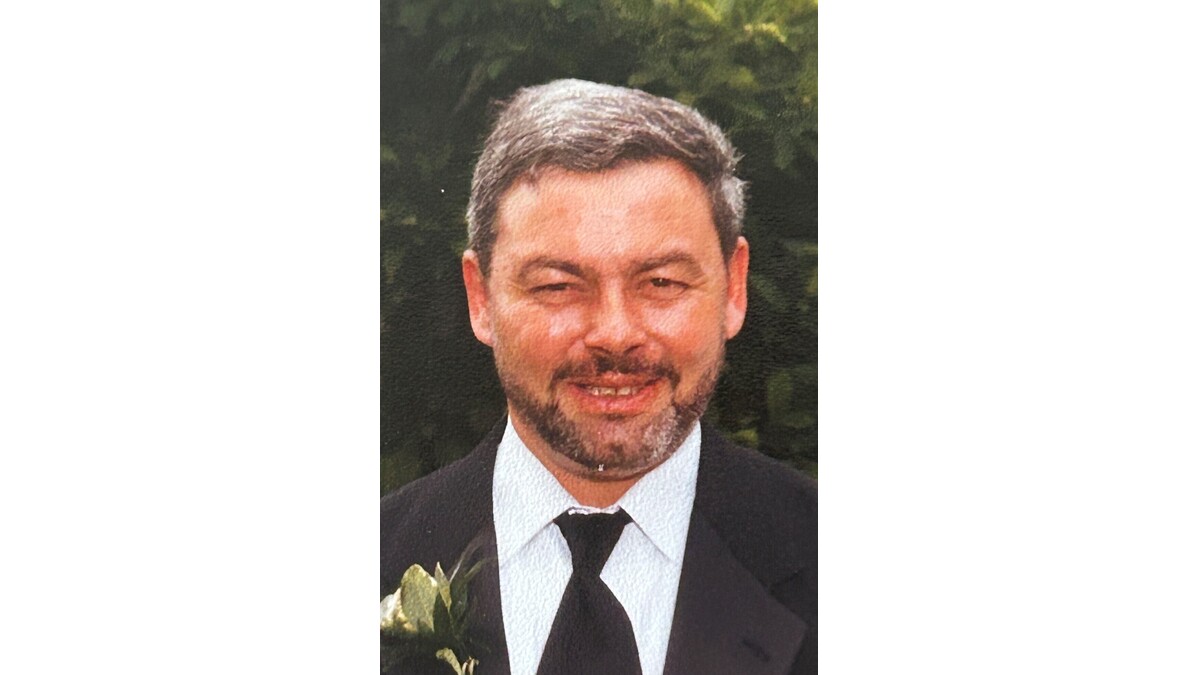 David (Dave) Chapman Obituary Ingersoll, ON McBeathDynes Funeral