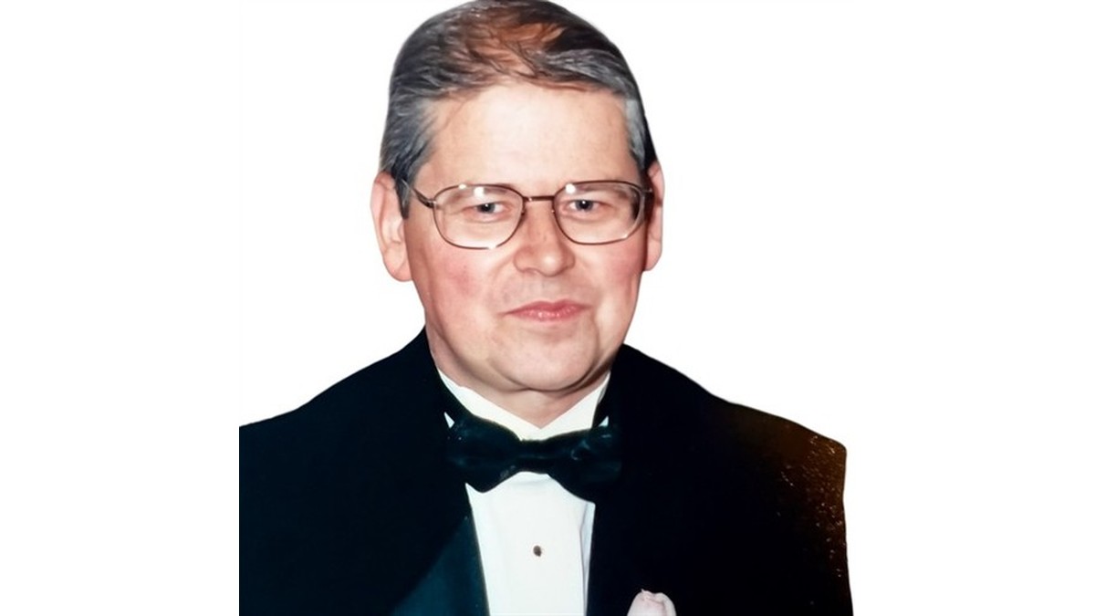 William Vincelette Obituary, Canton, CT