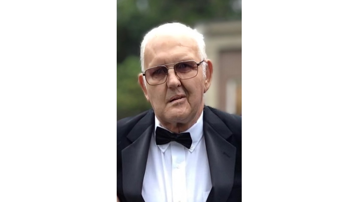 David Messenger Obituary, Canton, CT