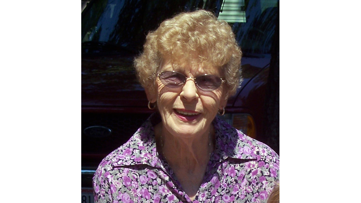 Loraine Maurer Obituary Webster Wi Swedberg Taylor Funeral Homes And Cremation Services Webster