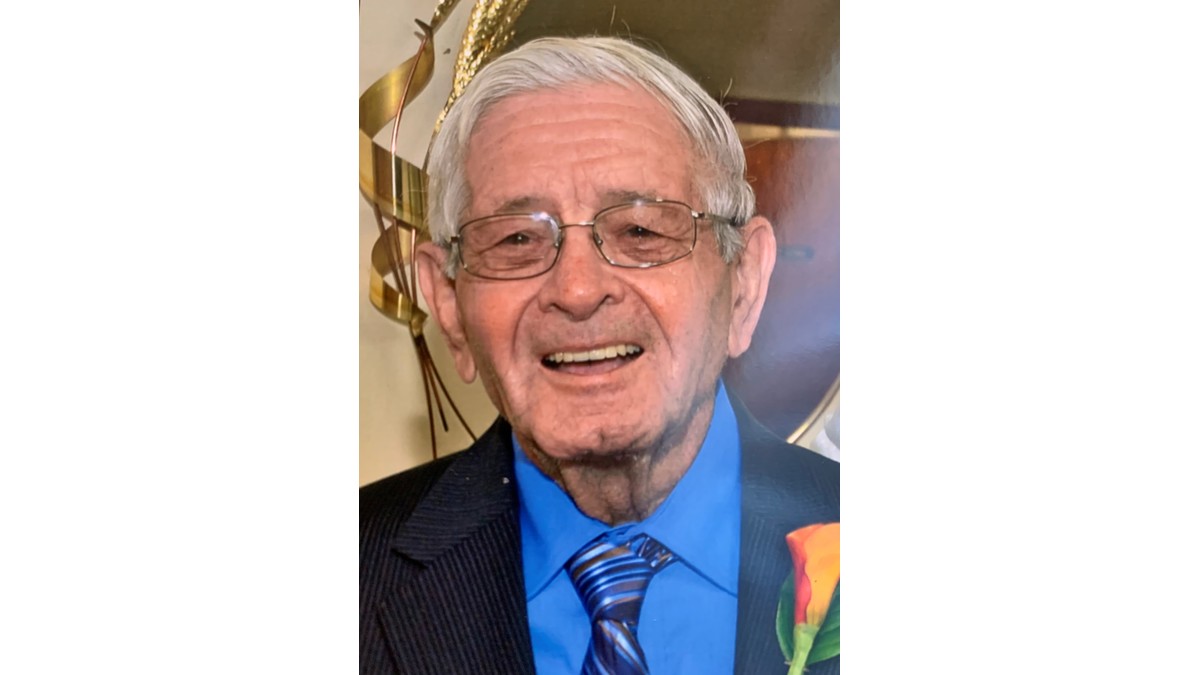 Roy Fink Obituary Omro, WI Kwiatkowski Funeral Home