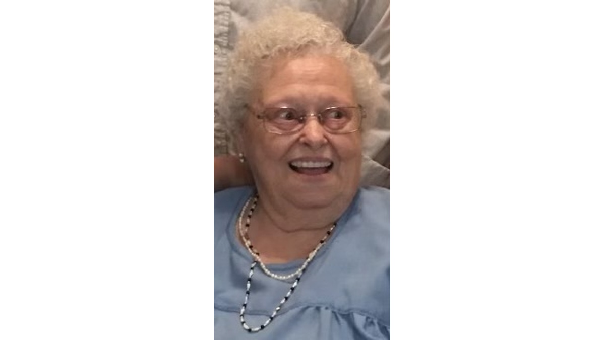 Leora Leslie Obituary from Rollins Funeral Home