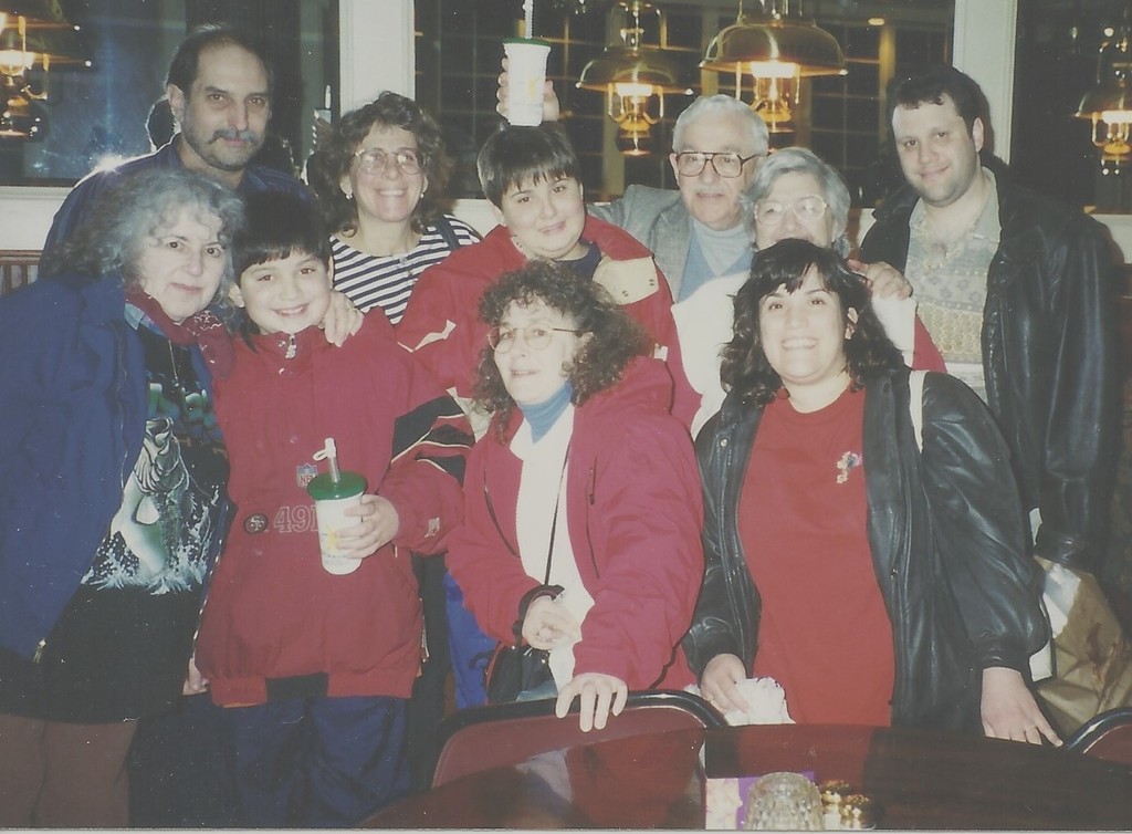 Beverly Katz Obituary - Pikesville, MD | Sol Levinson & Bros.