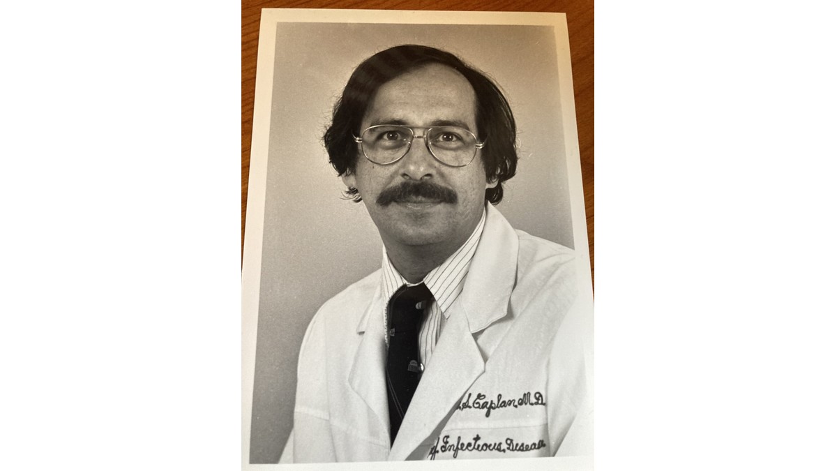 Dr. Ellis Stanford Caplan Obituary Pikesville, MD Sol Levinson & Bros.