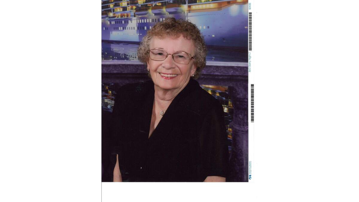 Maxine Humbarger Obituary Lemoore, CA PhippsDale Funeral Chapel