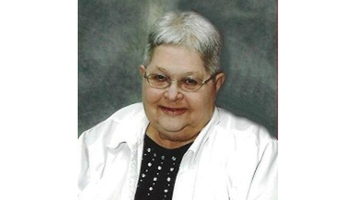Joan Schlueter Obituary Fremont, NE Moser Memorial Chapel