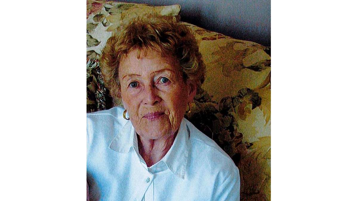 Hilda Knapton Obituary Parry Sound, ON Torrance Funeral Home