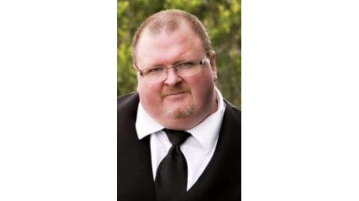 David Rose Obituary Sydney, NS Sydney Memorial Chapel Limited