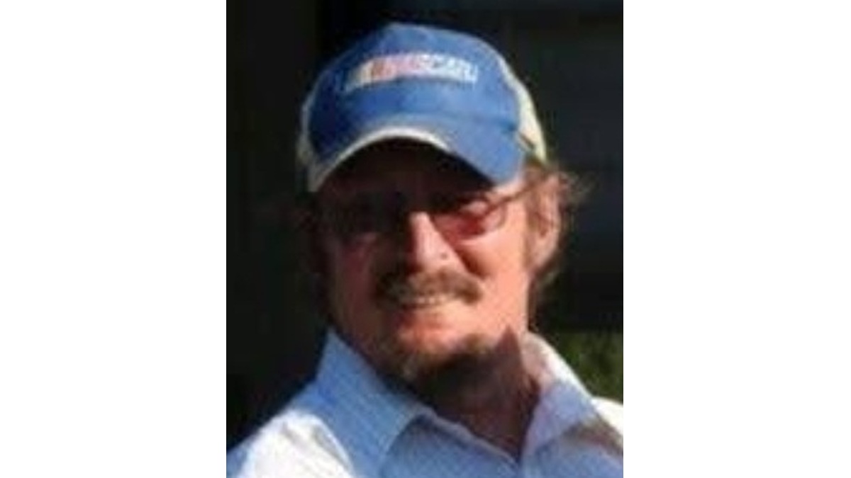 Portrait of Mark Styno