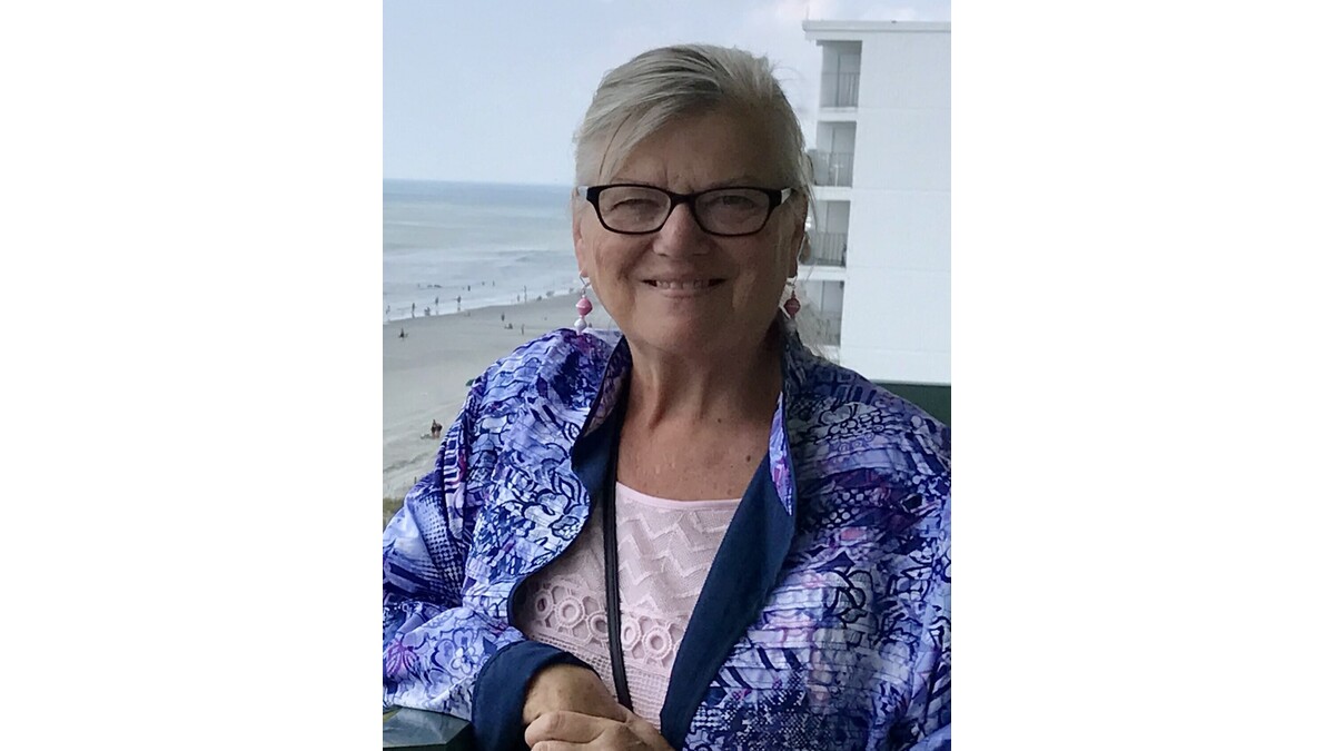 Joanne Davis Ne Steinkraus Obituary from Langley-Loveland Funeral Home